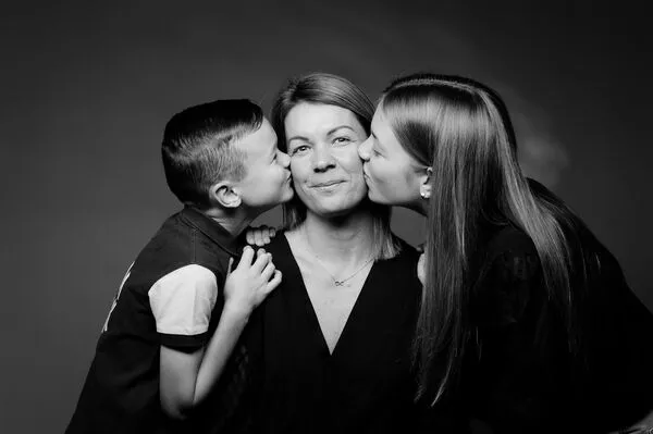 Portrait de famille en studio — Clin d'œil Ponot