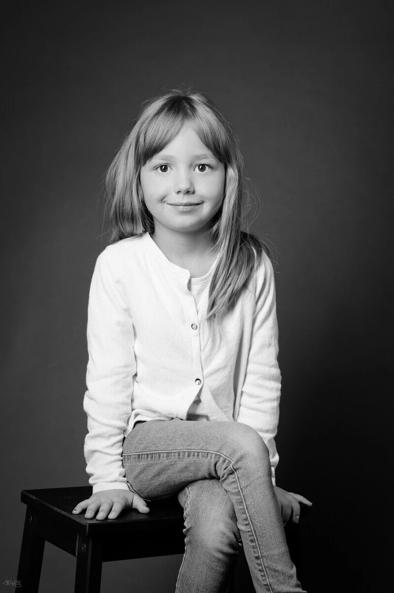 Portrait enfant en studio Clin d'œil Ponot Le Puy-en-Velay